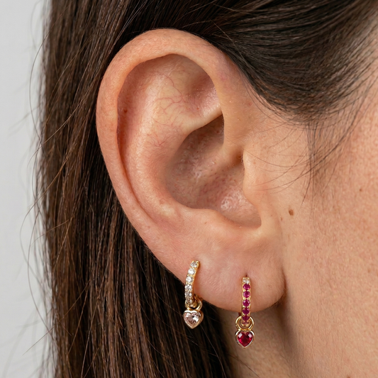 Calyra – Boucles d’Oreilles Cœur "Éclat Romantique"