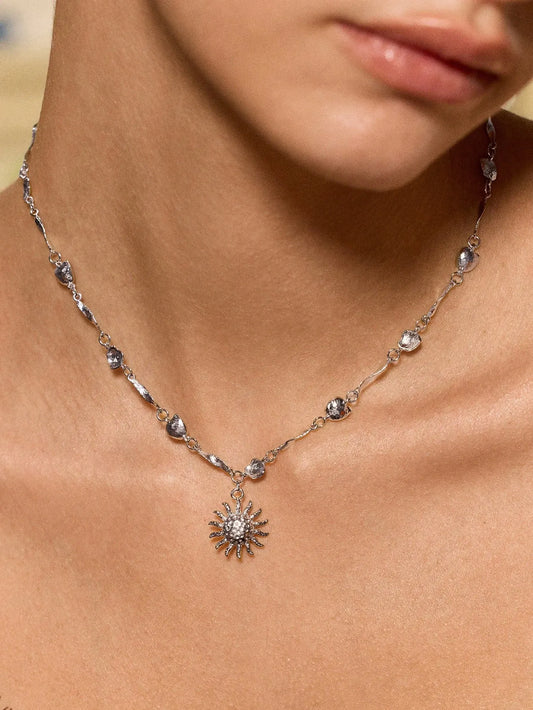 Collier Ombeline – Bijou Femme Doux & Lumineux | CHIC & PERLES