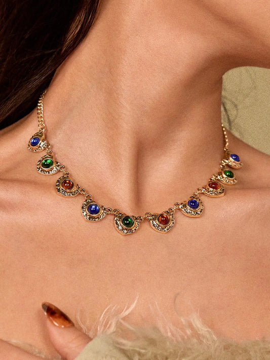 Collier Althéna – Pendentif Vintage Pierre & Croix | CHIC & PERLES