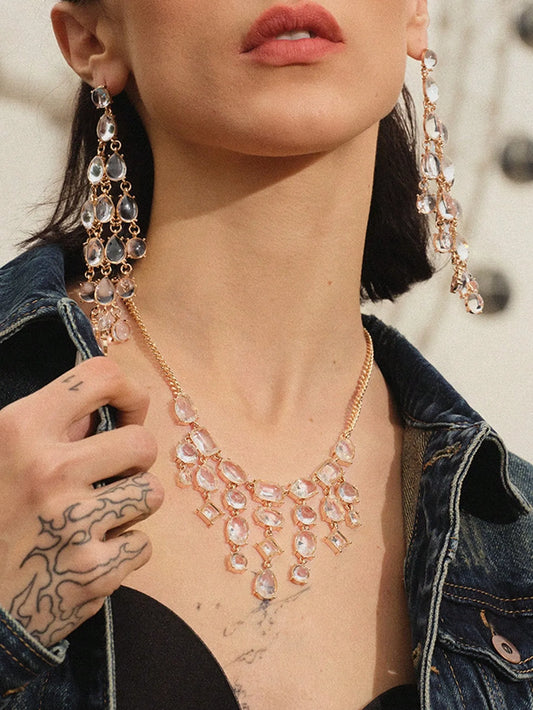 Collier Divine – Plaqué Or 18K | Acier Inoxydable | CHIC & PERLES